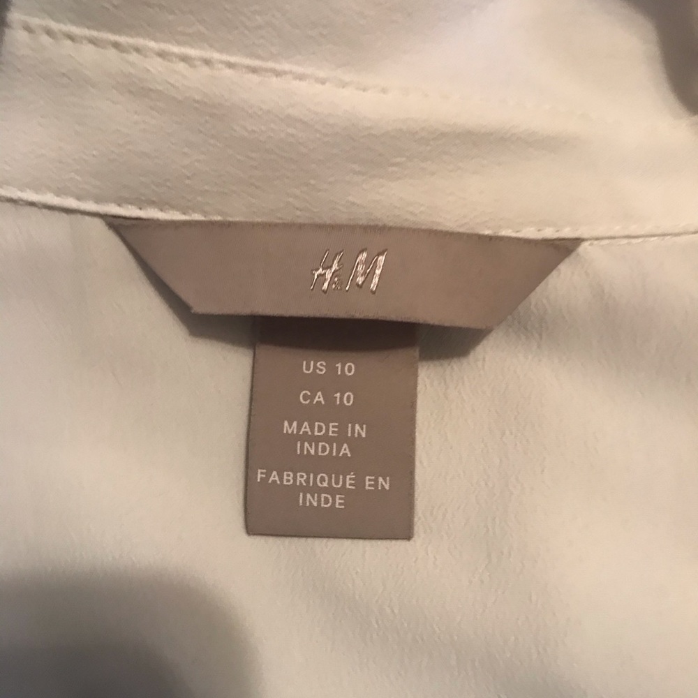 White H&M Buttonup - Picture 3 of 3